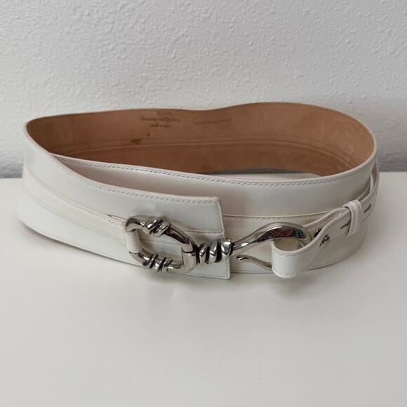 Alexander McQueen Ivory Calf Leather Wide Hook Waist Belt main image 4